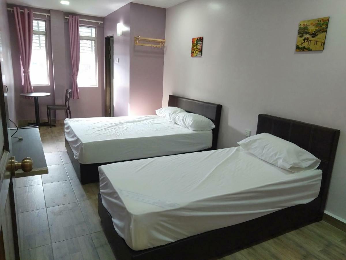 Purple Dream Home Teluk Panglima Garang Экстерьер фото