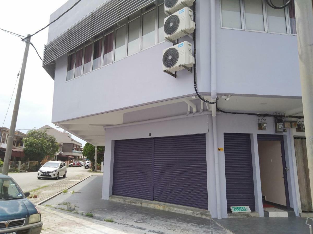 Purple Dream Home Teluk Panglima Garang Экстерьер фото