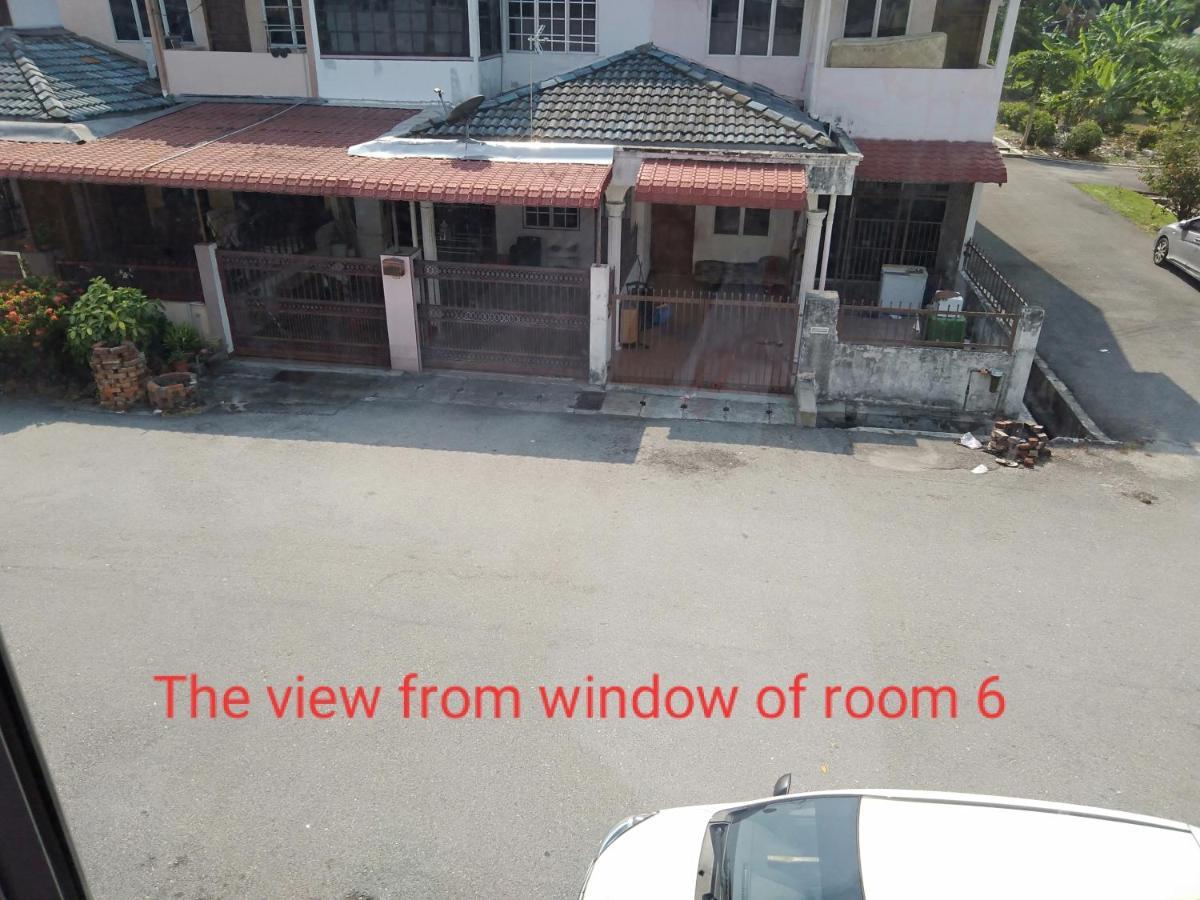 Purple Dream Home Teluk Panglima Garang Экстерьер фото