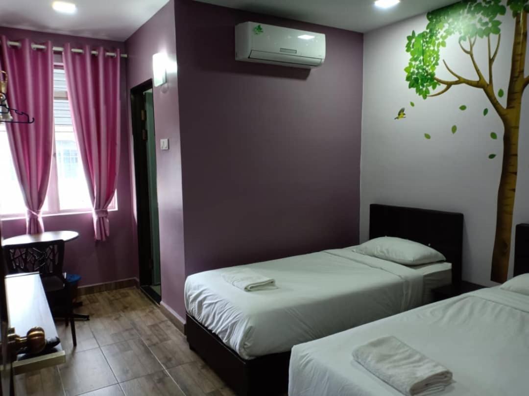 Purple Dream Home Teluk Panglima Garang Экстерьер фото